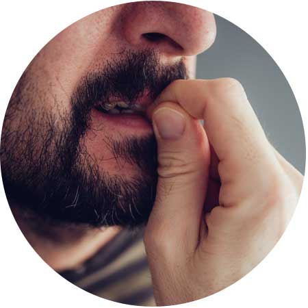 7-tips-die-echt-helpen-bij-het-stoppen-met-nagelbijten-rond-sfeerbeeld