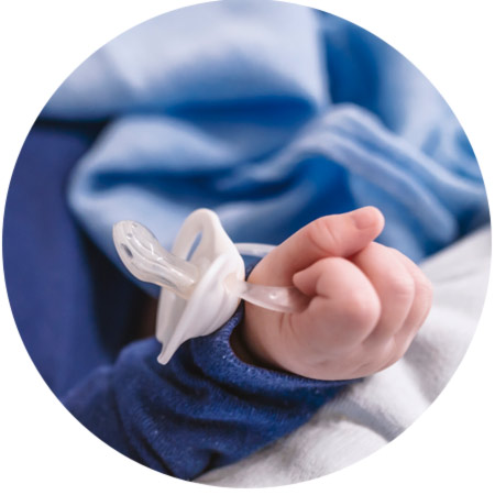 waarom-gebruik-je-een-fopspeen-_rond-sfeerbeeld