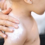 Quelle crème solaire choisir pour votre bébé?