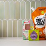 5 alternatives simples pour réduire le plastique dans votre salle de bains