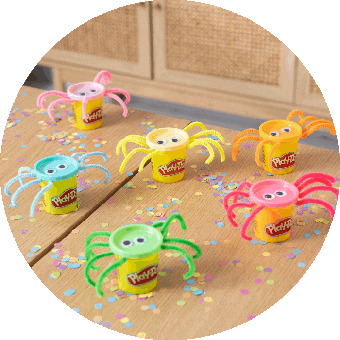 productbeeld_202440BA2_traktatie 2 jaar_Playdough spinnen_GIF_1.gif