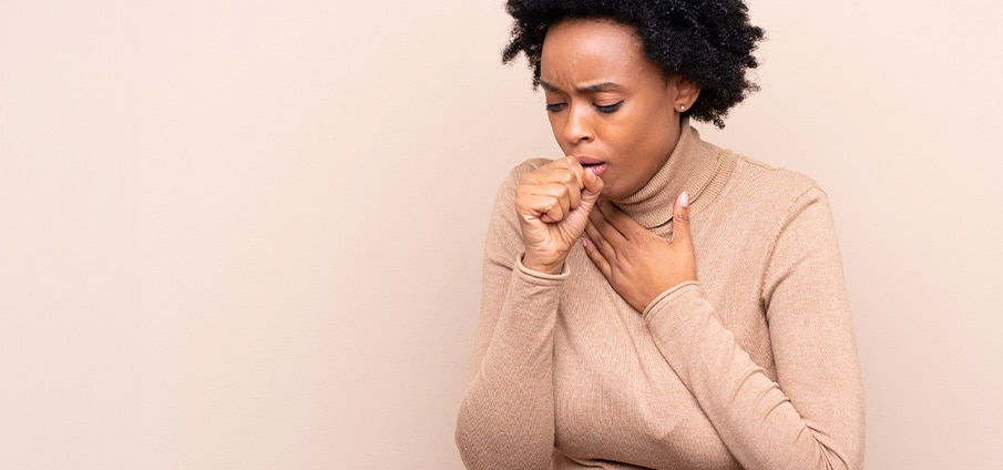 Vastzittende hoest: dit kun je doen! 8 tips