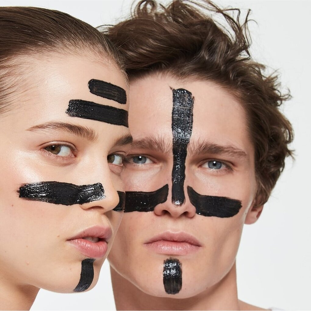 Garnier PureActive 3-In-1 Charcoal Reiniger, Scrub & Masker