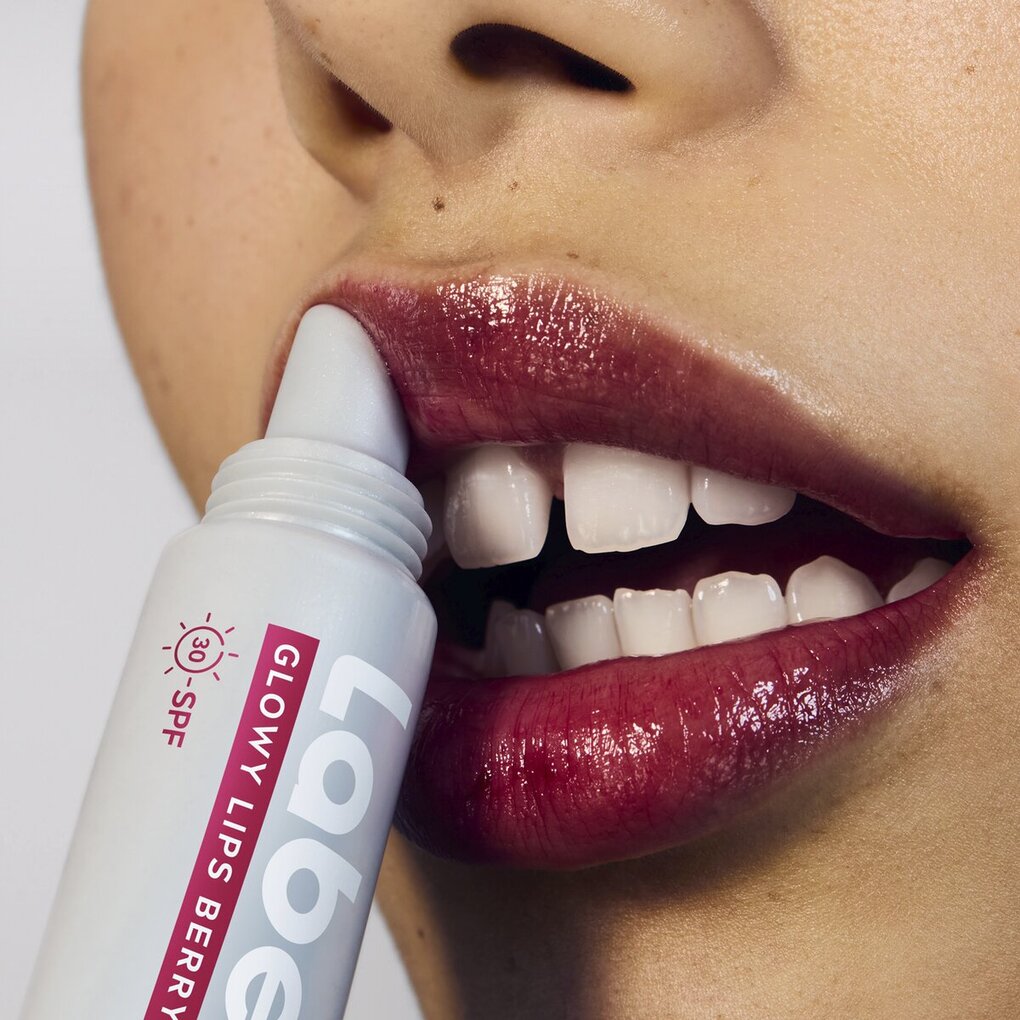 Labello Glowy Lips Berry Lippenbalsem met SPF30