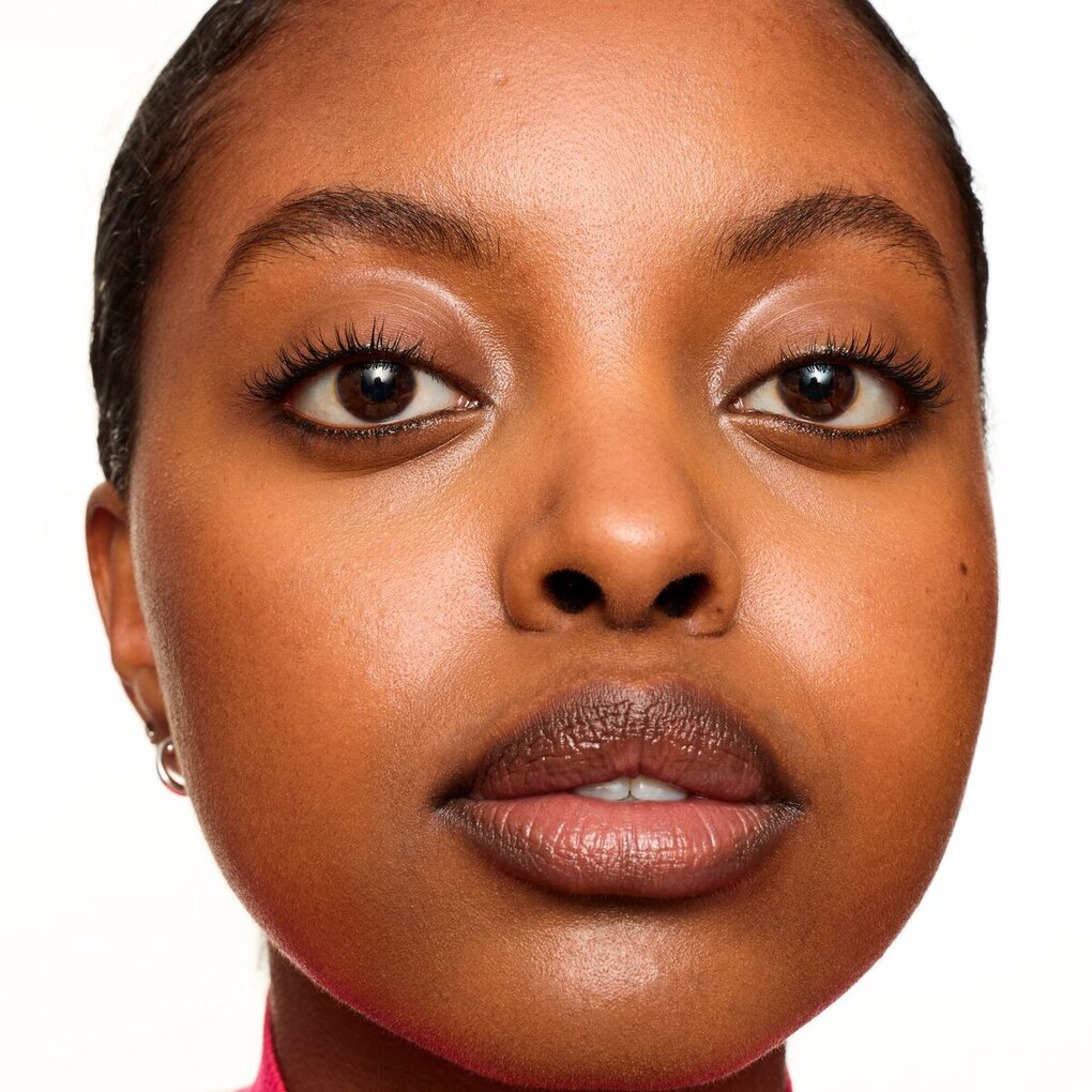 Essence Correcteur Silky Blur 230 Hydrating Longwear